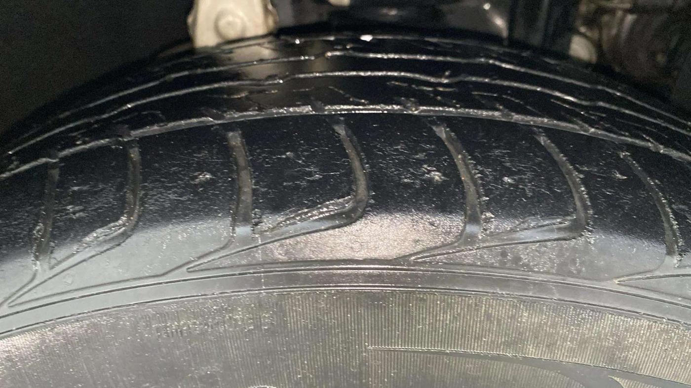 2019 Mahindra MARAZZO M2 7STR, Diesel, Manual, 53,028 km, Right Front Tyre Tread