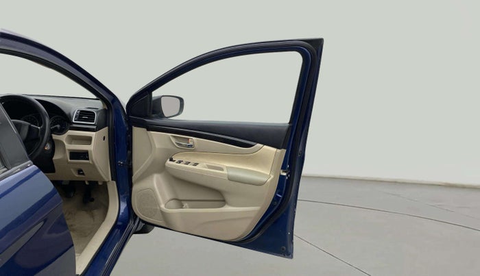 2018 Maruti Ciaz SIGMA 1.4 MT PETROL, Petrol, Manual, 78,004 km, RHS Front Door