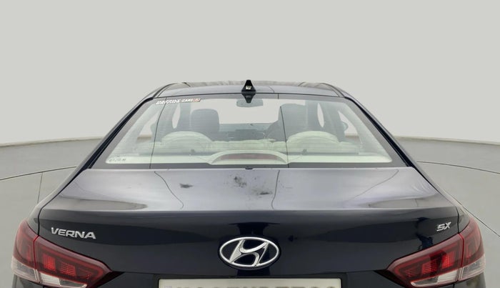 2021 Hyundai Verna SX 1.5 VTVT IVT, Petrol, Automatic, 37,061 km, Rear Windshield