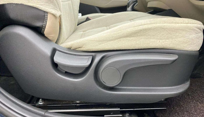 2021 Hyundai Verna SX 1.5 VTVT IVT, Petrol, Automatic, 37,061 km, Driver Side Adjustment Panel