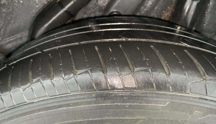 2021 Hyundai Verna SX 1.5 VTVT IVT, Petrol, Automatic, 37,061 km, Left Rear Tyre Tread