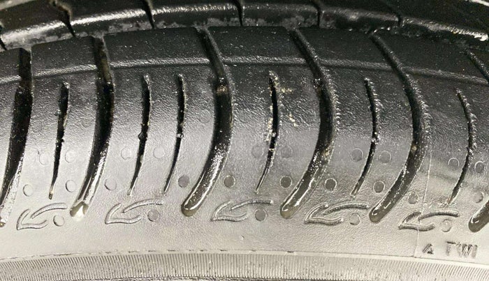 2019 Maruti New Wagon-R VXI 1.2, Petrol, Manual, 24,027 km, Right Front Tyre Tread