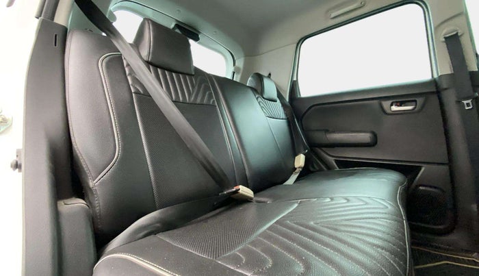 2019 Maruti New Wagon-R VXI 1.2, Petrol, Manual, 24,027 km, Right Side Rear Door Cabin