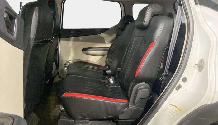 2021 Renault TRIBER RXT, Petrol, Manual, 45,148 km, Right Side Rear Door Cabin