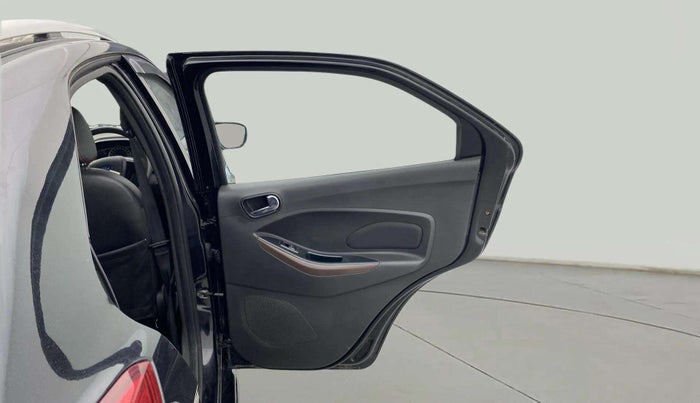 2019 Ford FREESTYLE TITANIUM 1.2 PETROL, Petrol, Manual, 36,728 km, RHS Rear Door