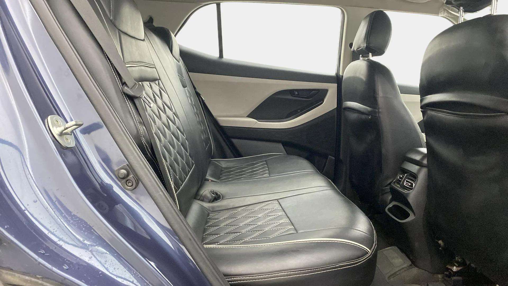 Rear-Cabin-View