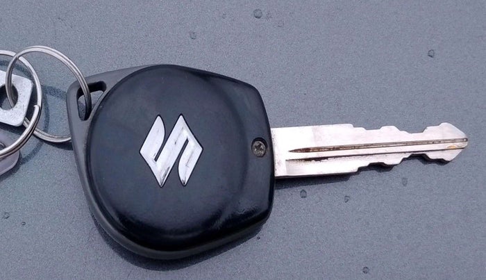 2023 Maruti FRONX DELTA PLUS 1.2L AGS, Petrol, Automatic, 9,481 km, Key Close Up