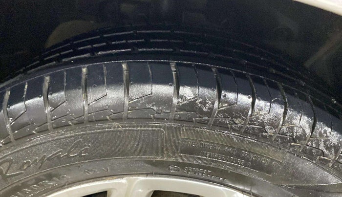 2014 Ford Ecosport TITANIUM 1.5L PETROL, Petrol, Manual, 63,857 km, Right Front Tyre Tread