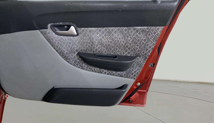 2018 Maruti Alto 800 LXI, Petrol, Manual, 13,919 km, Driver Side Door Panels Control
