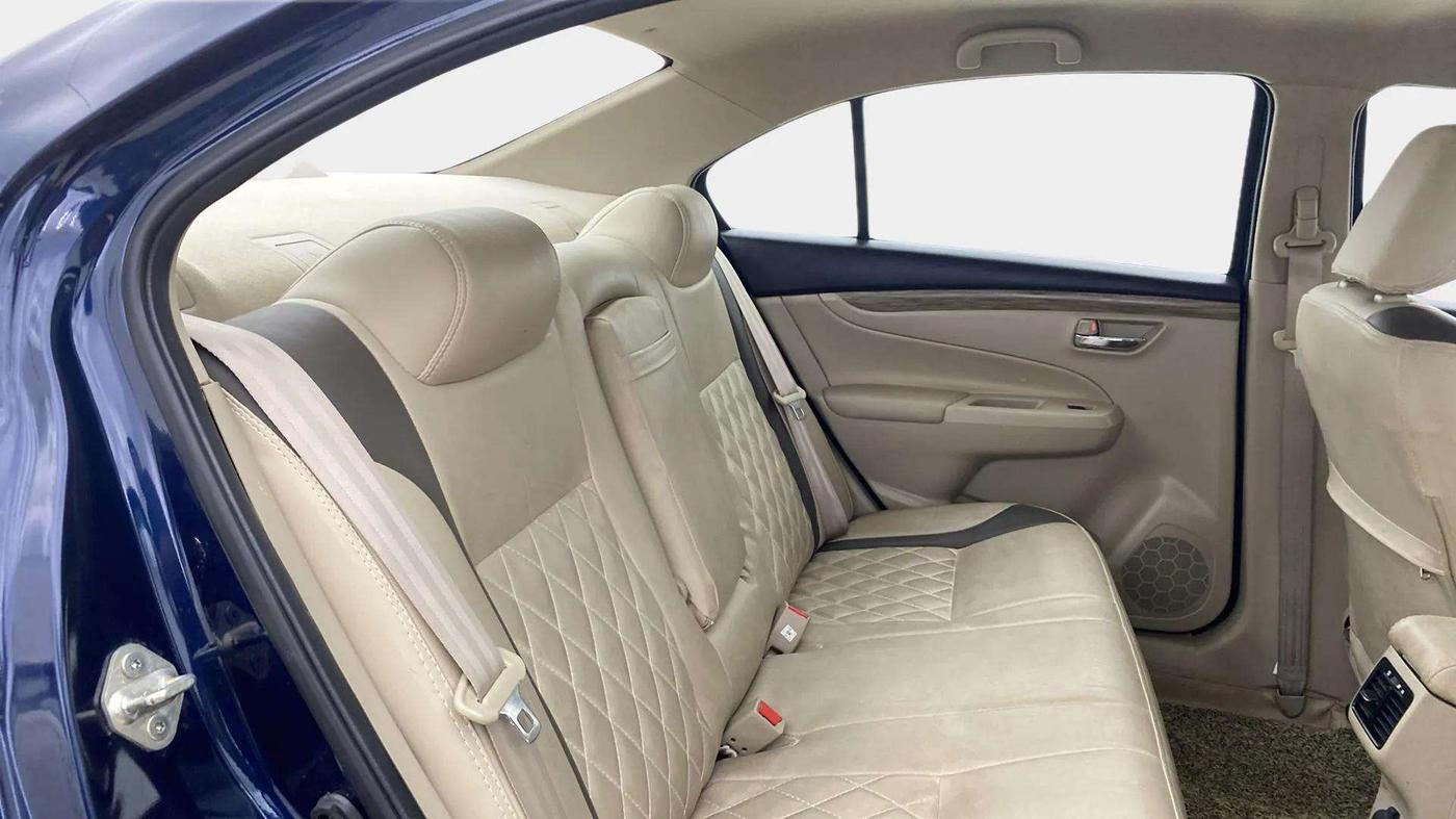 2023 Maruti Ciaz SIGMA 1.5 SHVS MT  PETROL, Petrol, Manual, 11,069 km, Right Side Rear Door Cabin