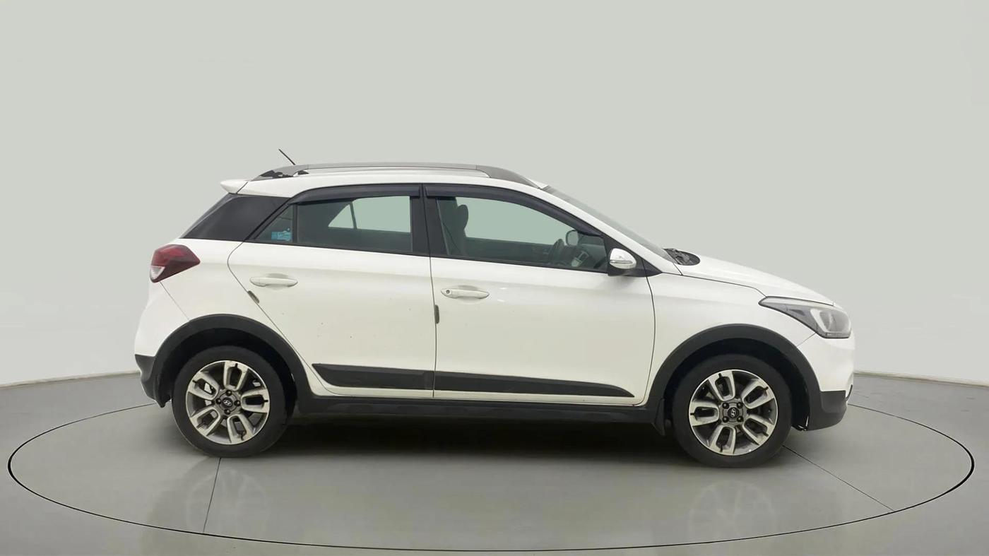 2015 Hyundai i20 Active 1.2 S, Petrol, Manual, 87,877 km, Right Side View