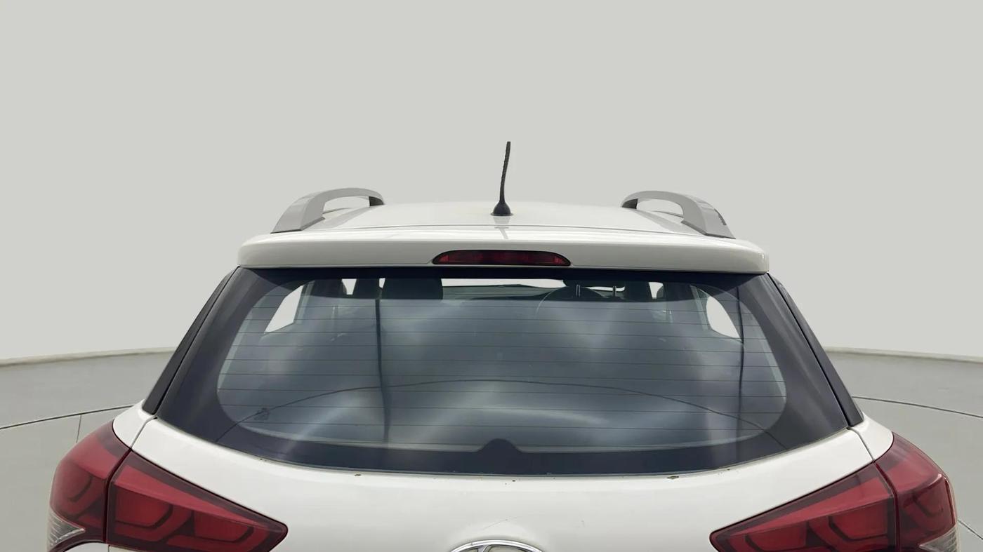 2015 Hyundai i20 Active 1.2 S, Petrol, Manual, 87,877 km, Rear Windshield