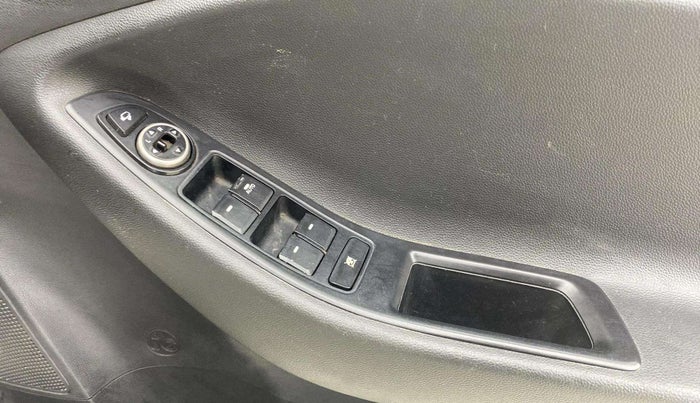 2015 Hyundai i20 Active 1.2 S, Petrol, Manual, 87,723 km, Driver Side Door Panels Control