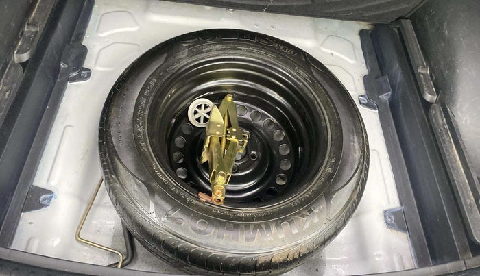 2020 KIA SELTOS HTE 1.5 PETROL, Petrol, Manual, 63,290 km, Spare Tyre