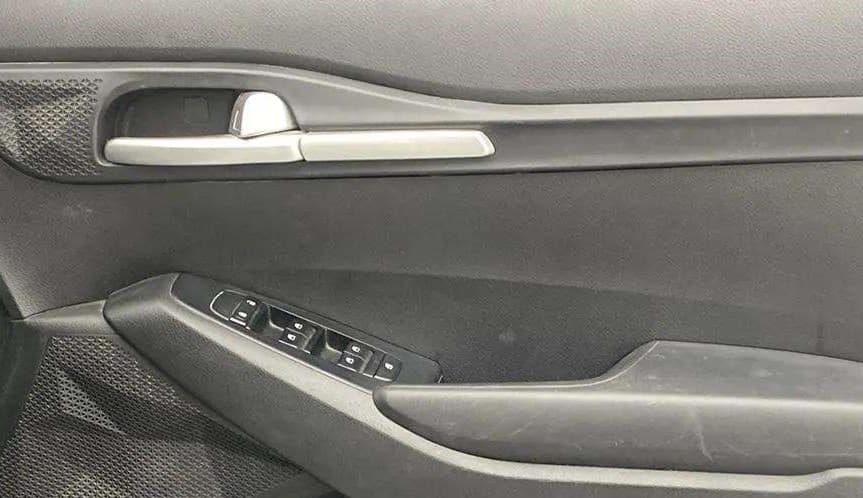 2020 KIA SELTOS HTE 1.5 PETROL, Petrol, Manual, 63,290 km, Driver Side Door Panels Control