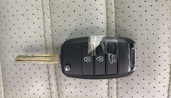 2020 KIA SELTOS HTE 1.5 PETROL, Petrol, Manual, 63,290 km, Key Close Up