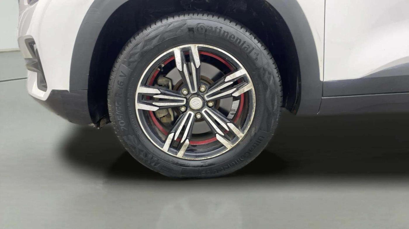 2020 KIA SELTOS HTE 1.5 PETROL, Petrol, Manual, 63,290 km, Left Front Wheel
