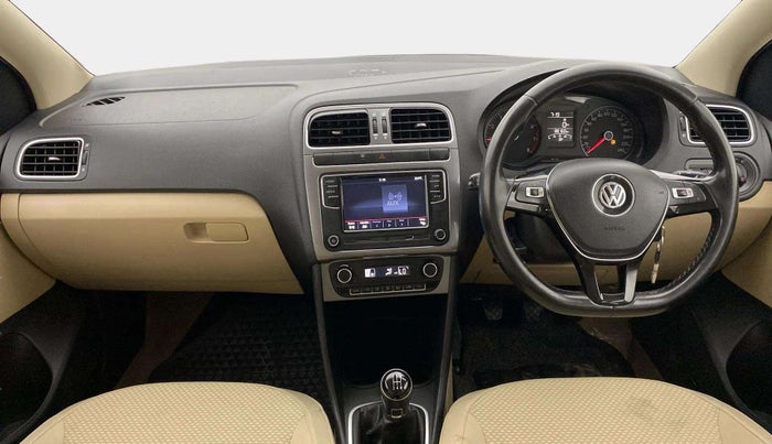 2019 Volkswagen Ameo HIGHLINE PLUS 1.0L 16 ALLOY, Petrol, Manual, 88,118 km, Dashboard