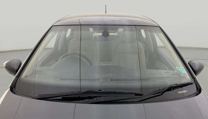 2019 Volkswagen Ameo HIGHLINE PLUS 1.0L 16 ALLOY, Petrol, Manual, 88,118 km, Front Windshield