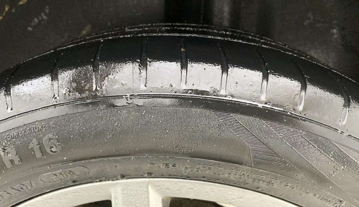 2019 Volkswagen Ameo HIGHLINE PLUS 1.0L 16 ALLOY, Petrol, Manual, 88,118 km, Left Rear Tyre Tread