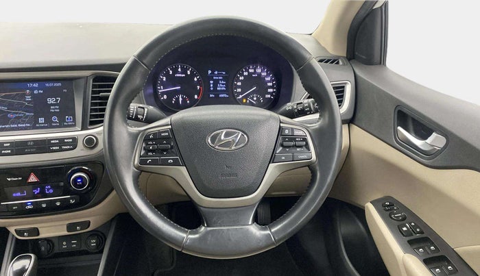 2018 Hyundai Verna 1.6 VTVT SX (O) AT, Petrol, Automatic, 60,936 km, Steering Wheel Close Up