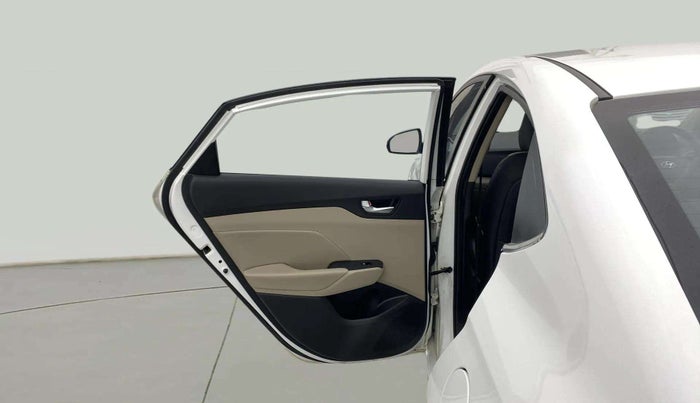 2018 Hyundai Verna 1.6 VTVT SX (O) AT, Petrol, Automatic, 60,936 km, LHS Rear Door