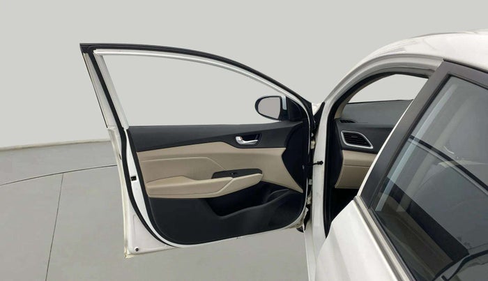 2018 Hyundai Verna 1.6 VTVT SX (O) AT, Petrol, Automatic, 60,936 km, LHS Front Door