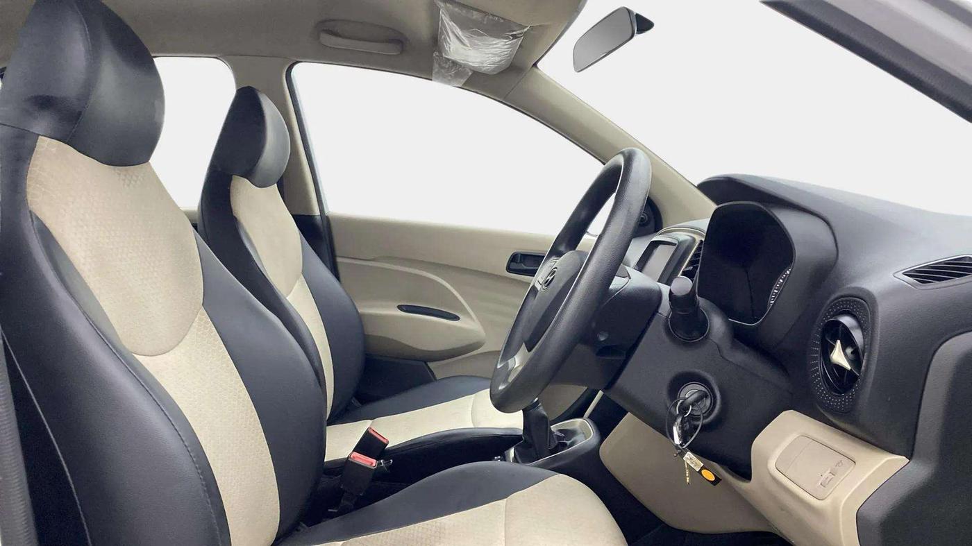 2020 Hyundai NEW SANTRO MAGNA 1.1 CORPORATE EDITION, Petrol, Manual, 16,710 km, Right Side Front Door Cabin