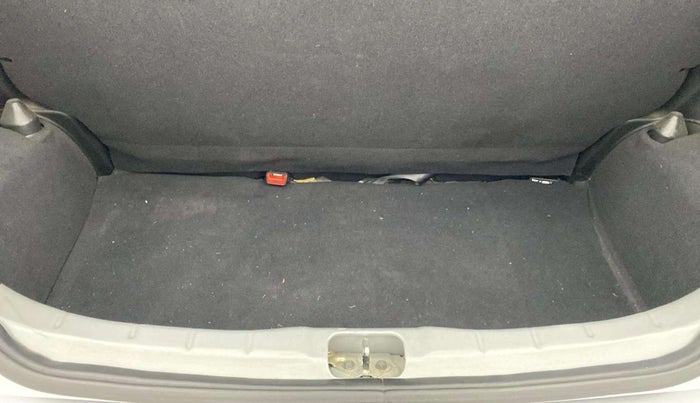 2020 Hyundai NEW SANTRO MAGNA 1.1 CORPORATE EDITION, Petrol, Manual, 16,710 km, Boot Inside