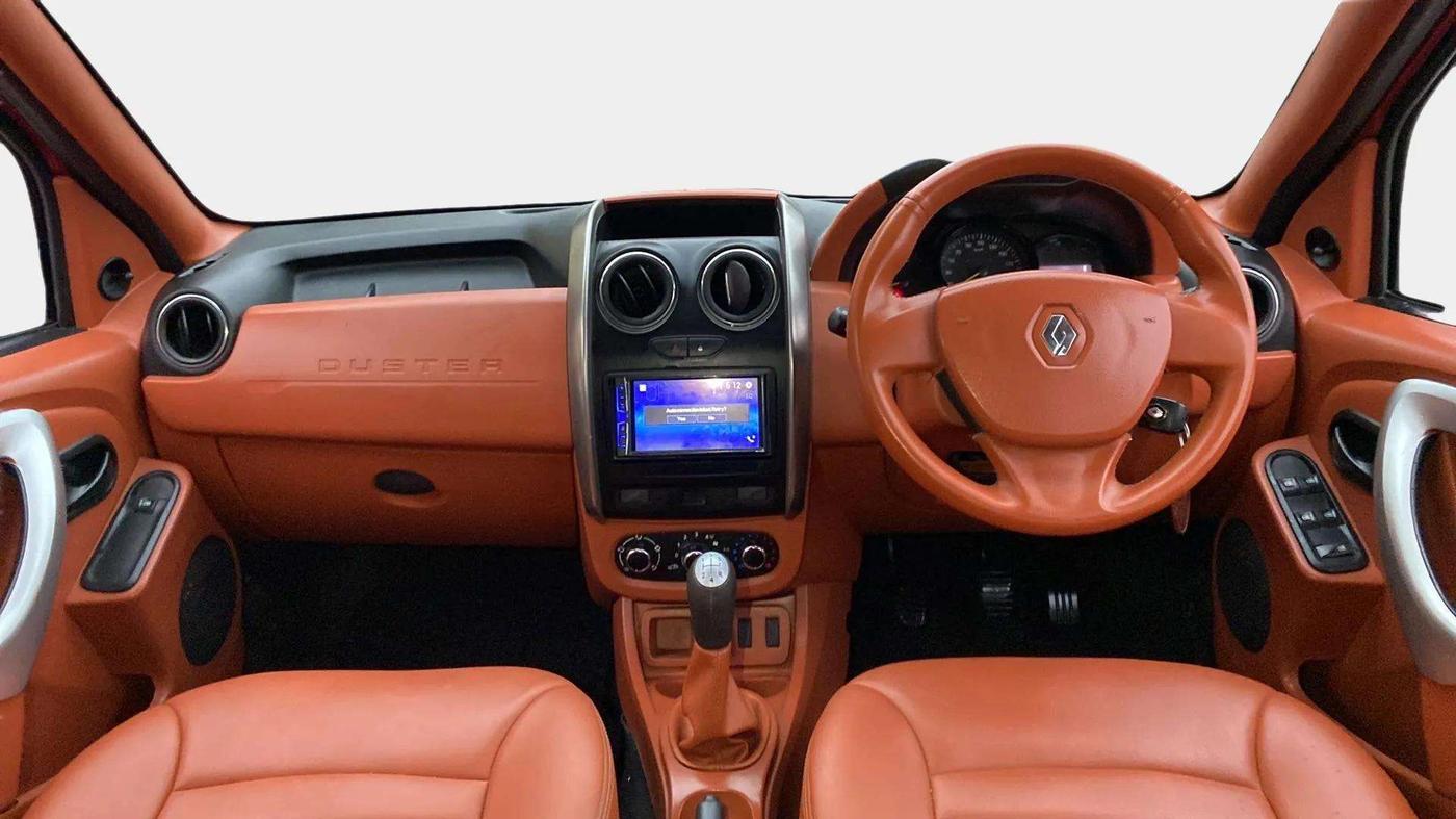 2019 Renault Duster RXE PETROL, Petrol, Manual, 30,405 km, Dashboard