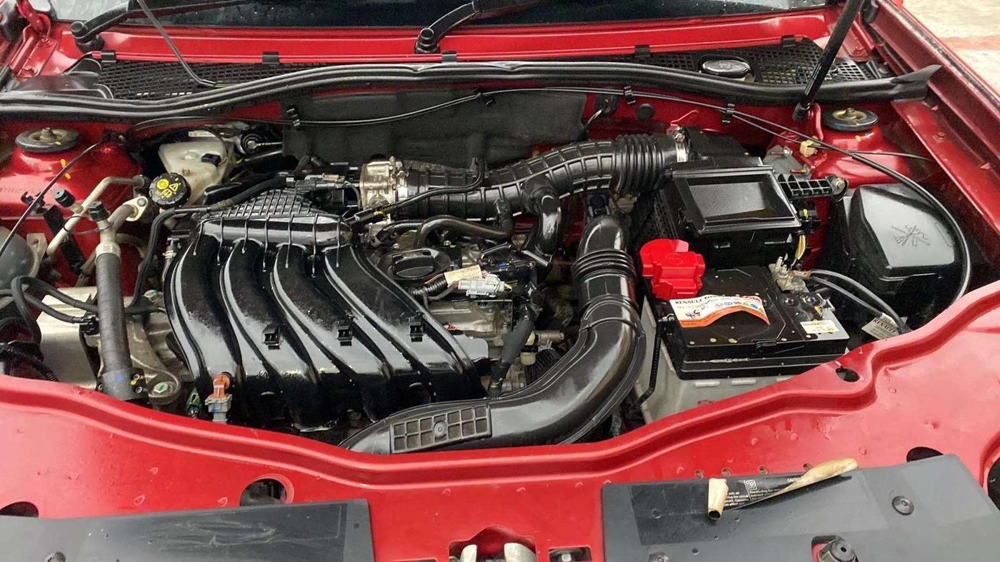 2019 Renault Duster RXE PETROL, Petrol, Manual, 30,405 km, Open Bonet