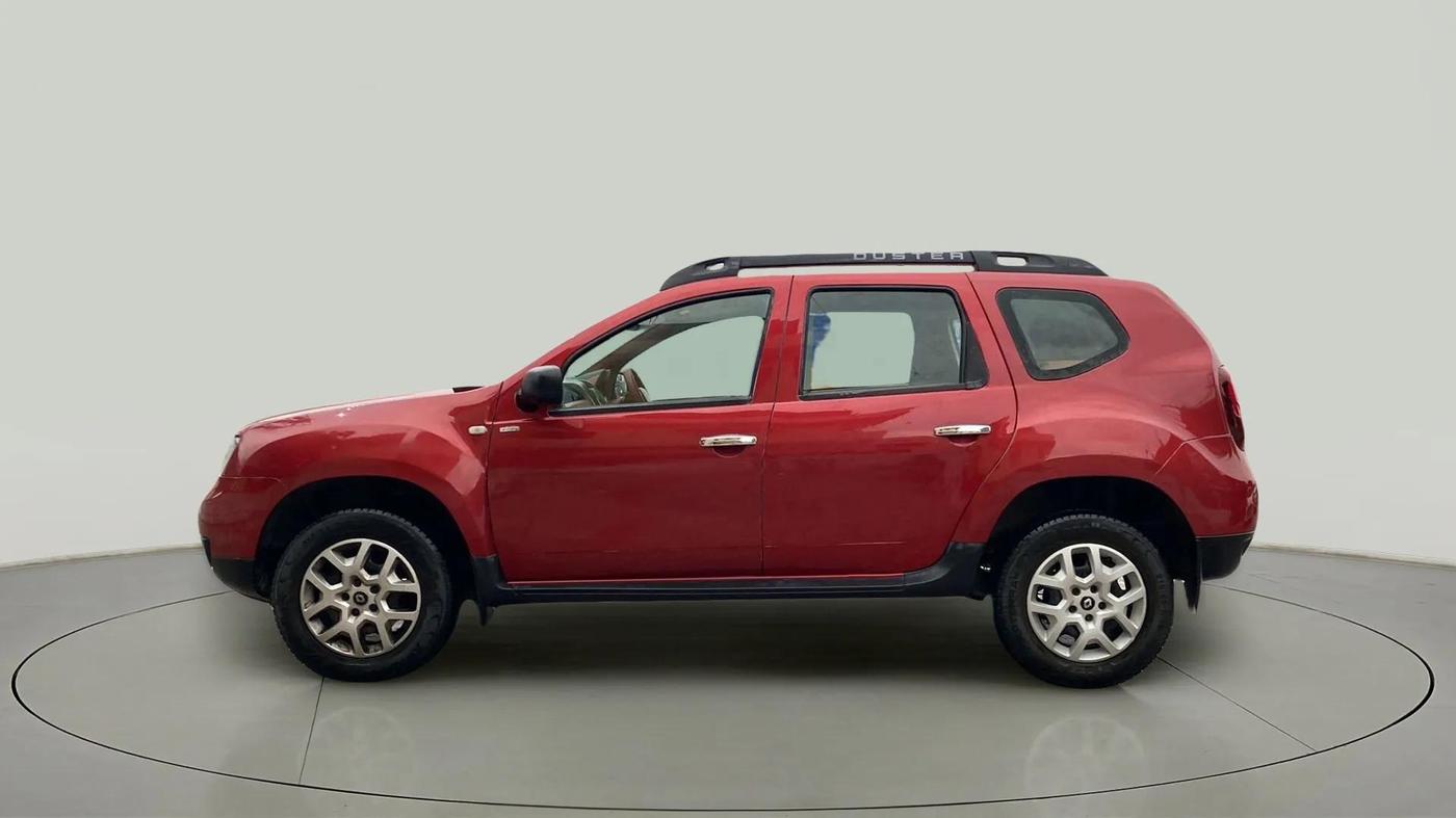 2019 Renault Duster RXE PETROL, Petrol, Manual, 30,405 km, Left Side