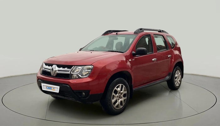 2019 Renault Duster RXE PETROL, Petrol, Manual, 30,362 km, Left Front Diagonal