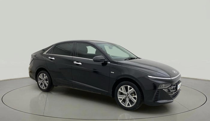 2024 Hyundai Verna  SX 1.5 MPI IVT, Petrol, Automatic, 8,427 km, Right Front Diagonal