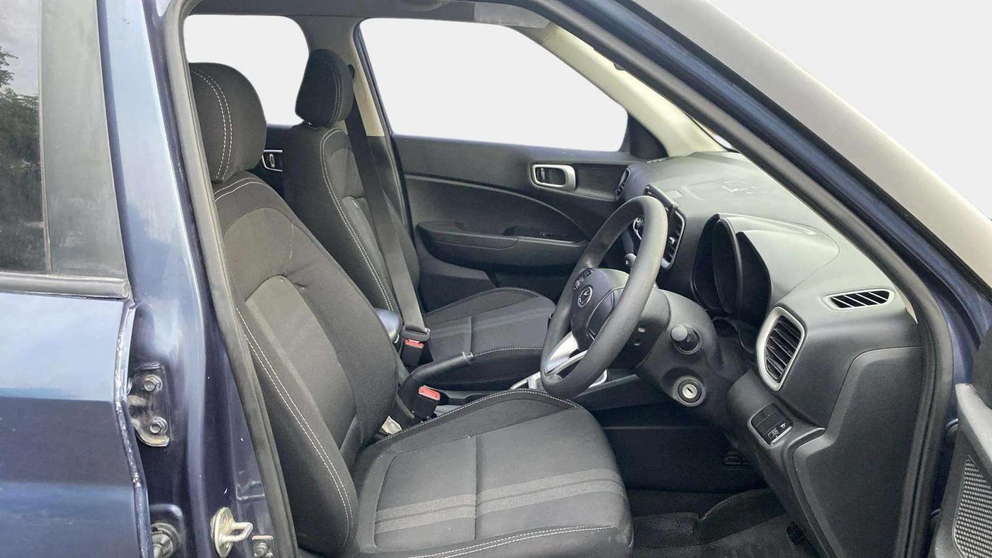 2021 Hyundai VENUE S 1.2, Petrol, Manual, 44,043 km, Right Side Front Door Cabin