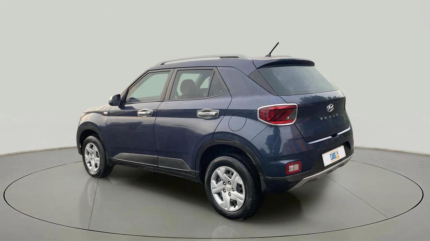 2021 Hyundai VENUE S 1.2, Petrol, Manual, 44,043 km, Left Back Diagonal