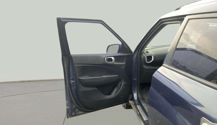 2021 Hyundai VENUE S 1.2, Petrol, Manual, 43,951 km, LHS Front Door