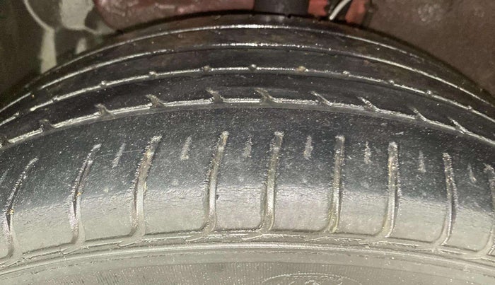 2016 Hyundai Elite i20 ASTA 1.2, Petrol, Manual, 62,403 km, Left Front Tyre Tread