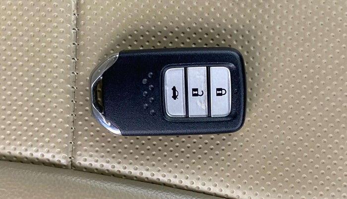 2019 Honda City 1.5L I-VTEC VX, Petrol, Manual, 29,444 km, Key Close Up