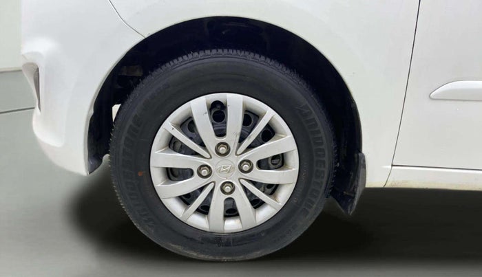 2013 Hyundai i10 SPORTZ 1.2, Petrol, Manual, 24,928 km, Left Front Wheel