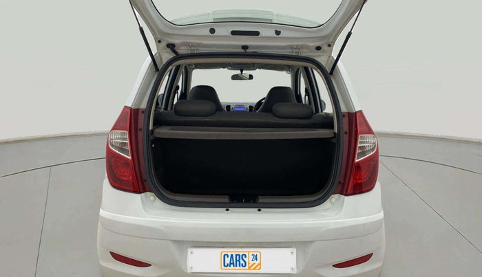 2013 Hyundai i10 SPORTZ 1.2, Petrol, Manual, 24,928 km, Boot Inside