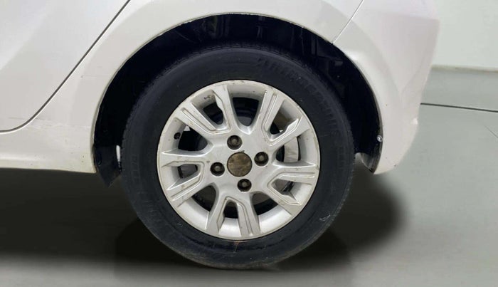 2017 Tata Tiago XZ PETROL, CNG, Manual, 71,713 km, Left Rear Wheel