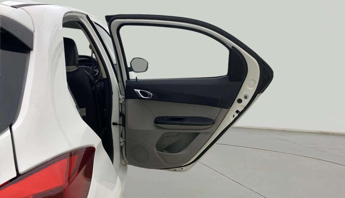 2017 Tata Tiago XZ PETROL, CNG, Manual, 71,713 km, RHS Rear Door