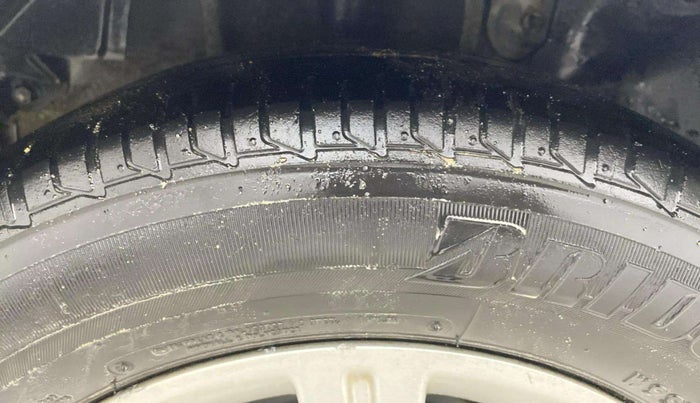 2017 Tata Tiago XZ PETROL, CNG, Manual, 71,713 km, Right Rear Tyre Tread