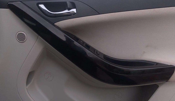 2021 Tata NEXON XZ PLUS PETROL SUNROOF, Petrol, Manual, 47,478 km, Driver Side Door Panels Control