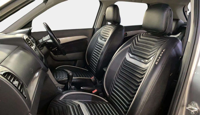 2016 Maruti Vitara Brezza ZDI PLUS, Diesel, Manual, 80,399 km, Right Side Front Door Cabin