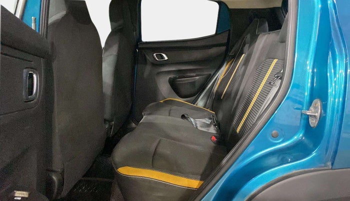 2022 Renault Kwid CLIMBER MT 1.0, Petrol, Manual, 6,108 km, Right Side Rear Door Cabin
