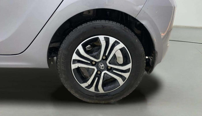 2019 Tata Tiago XZ PETROL, CNG, Manual, 73,885 km, Left Rear Wheel