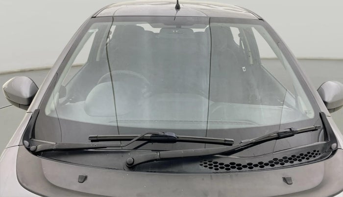 2019 Tata Tiago XZ PETROL, CNG, Manual, 73,885 km, Front Windshield