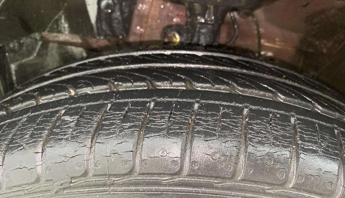 2016 Honda Jazz 1.2L I-VTEC V AT, Petrol, Automatic, 10,270 km, Left Front Tyre Tread